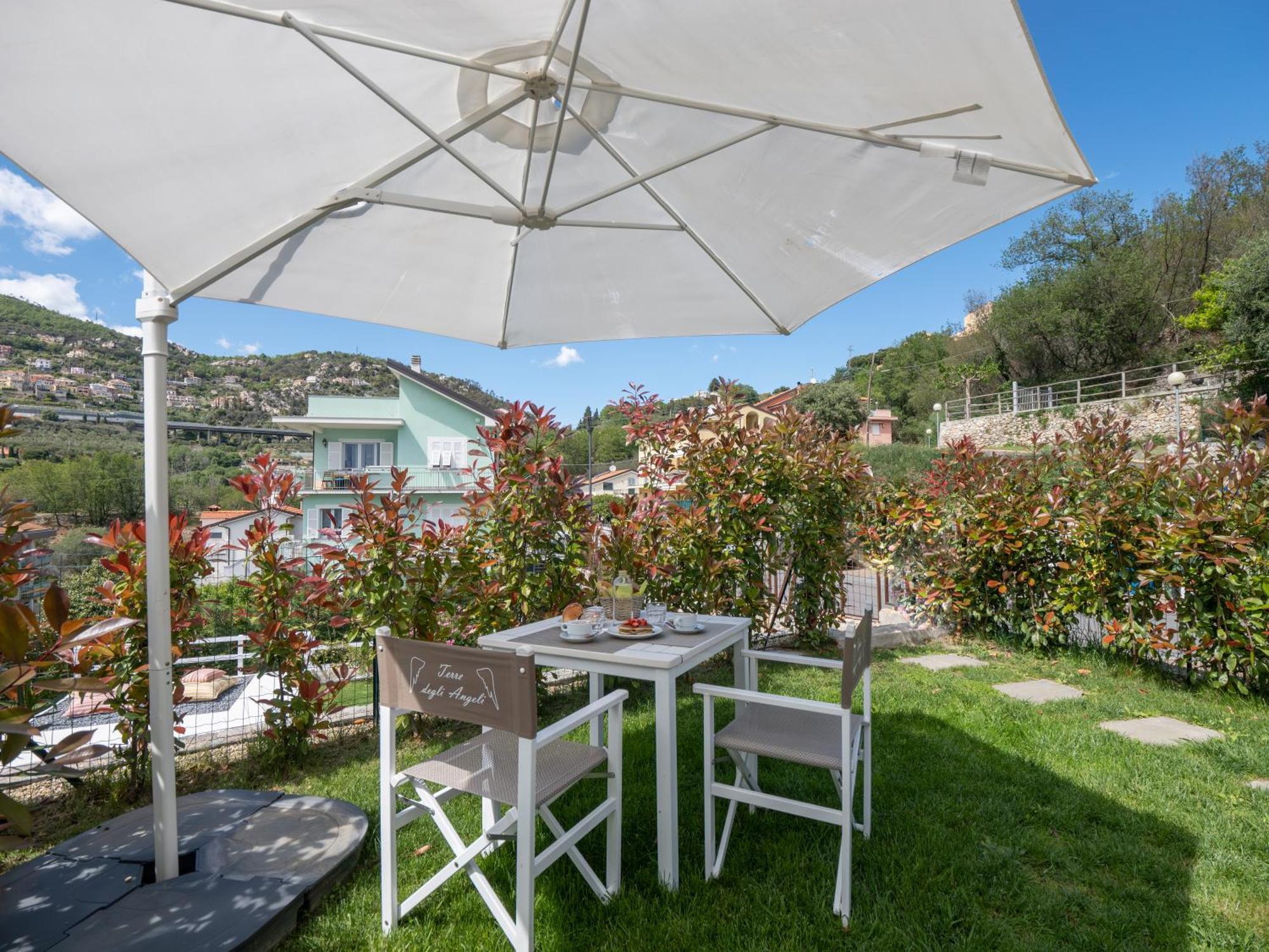 Agriturismo Terre Degli Angeli Pietra Ligure Bagian luar foto