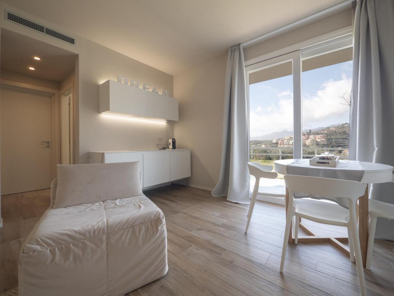 Agriturismo Terre Degli Angeli Pietra Ligure Ruang foto